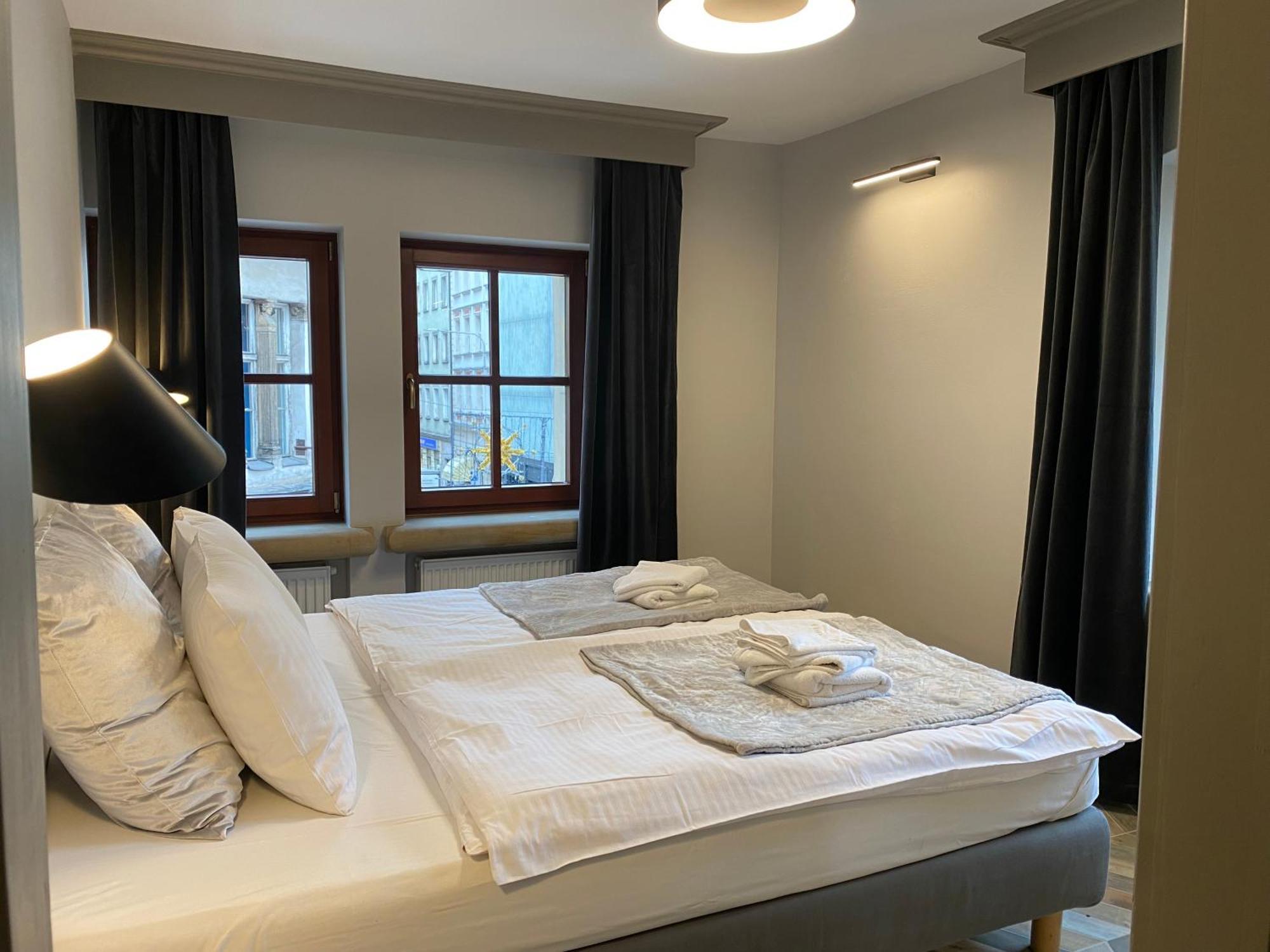 Arte-Locum Apartamenty Przy Rynku Vratislav Exteriér fotografie