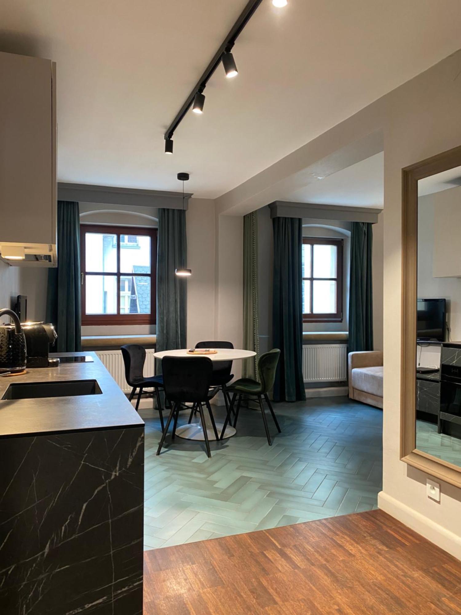 Arte-Locum Apartamenty Przy Rynku Vratislav Exteriér fotografie
